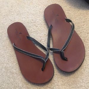 American eagle sandals
